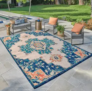 An outdoor rug